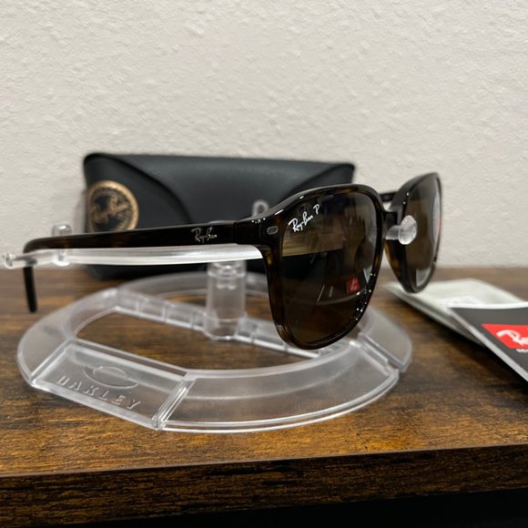 Ray-Ban Leonard polarized sunglasses (RB2193). Tortoise frame/brown lenses main image 5